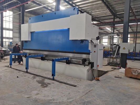 600tn/4600 CNC PRESS BRAKE Y1,Y2,X R+โต๊ะโก่งตัวขับเคลื่อน
